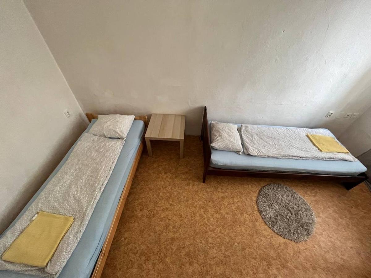 Near Main Railway And Bus Station Apartment Brno Ngoại thất bức ảnh