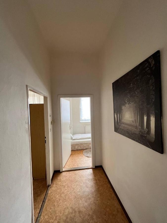 Near Main Railway And Bus Station Apartment Brno Ngoại thất bức ảnh